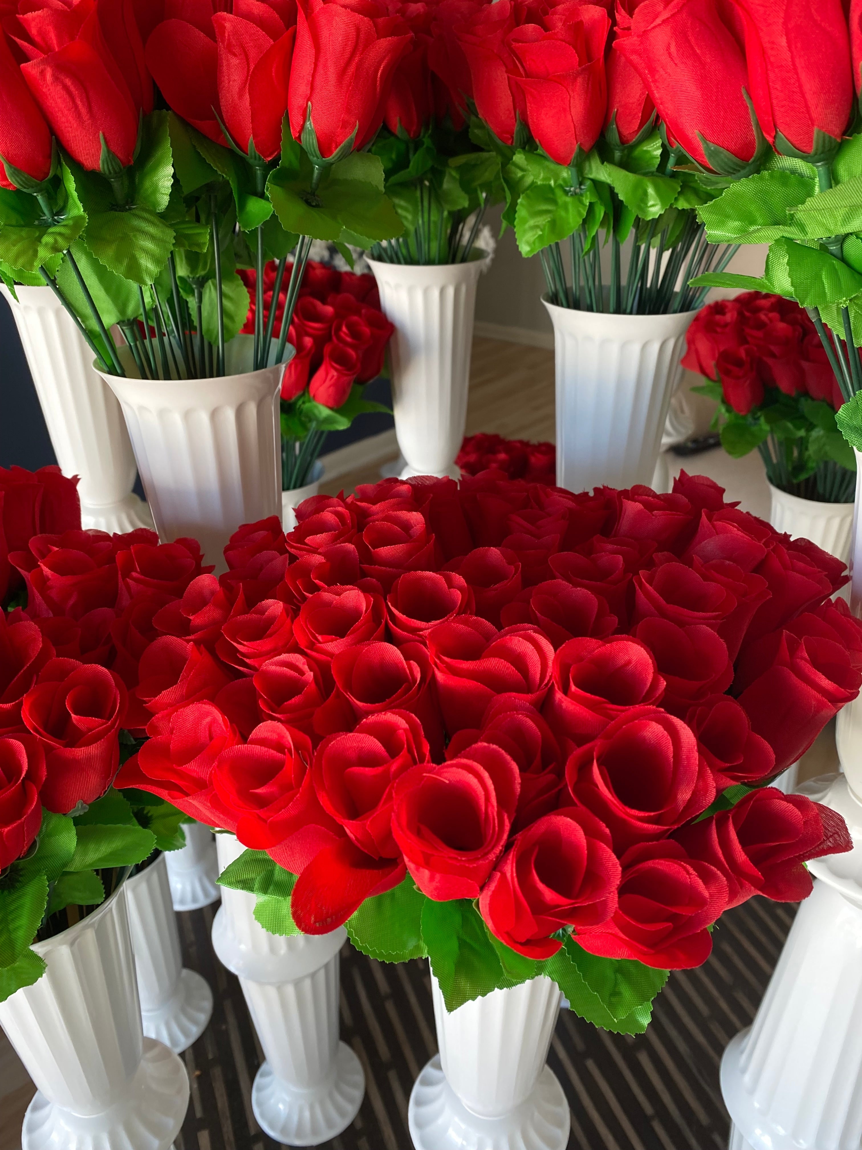 High Red Roses for Center Tables