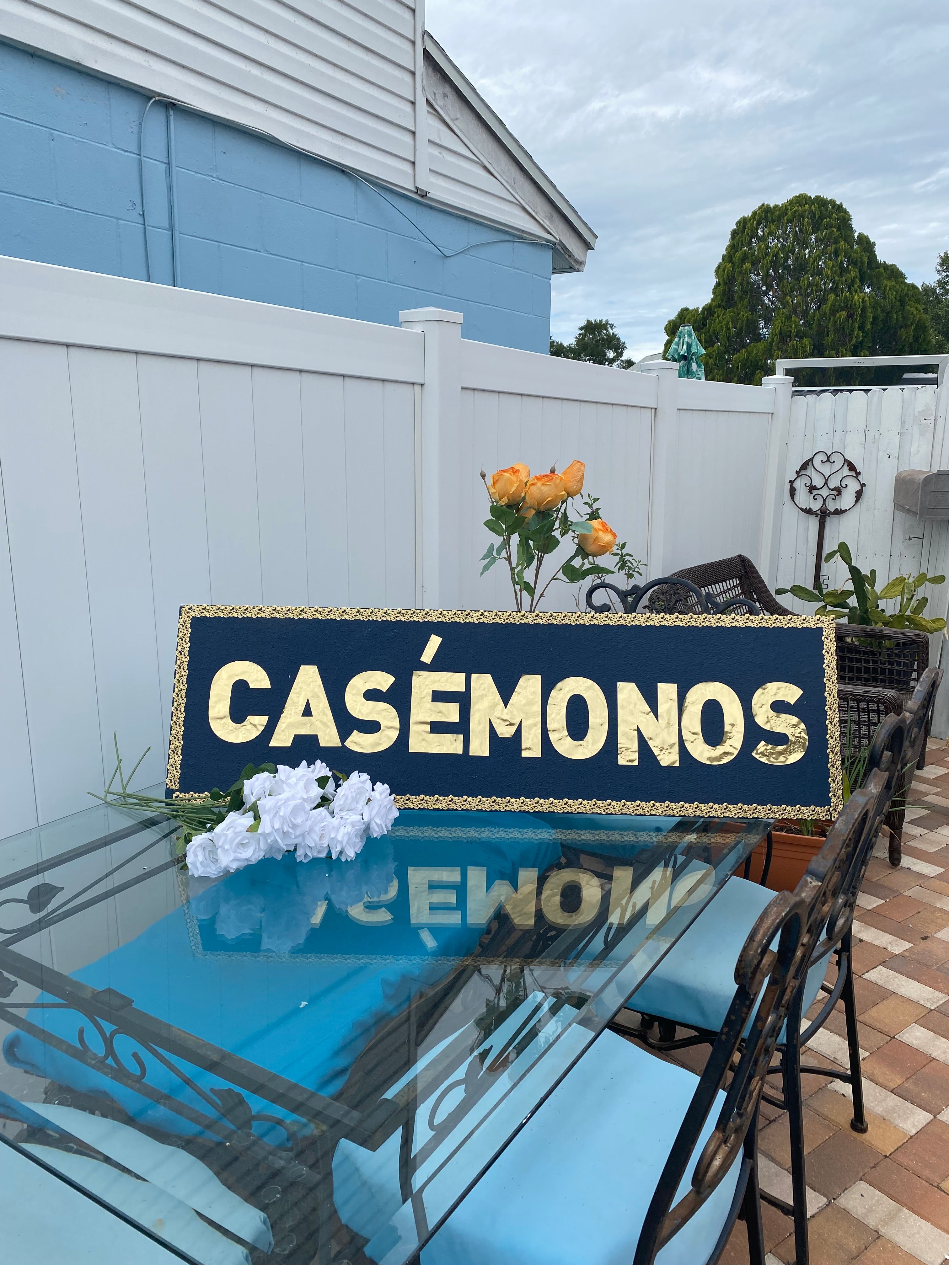 Casémonos sign