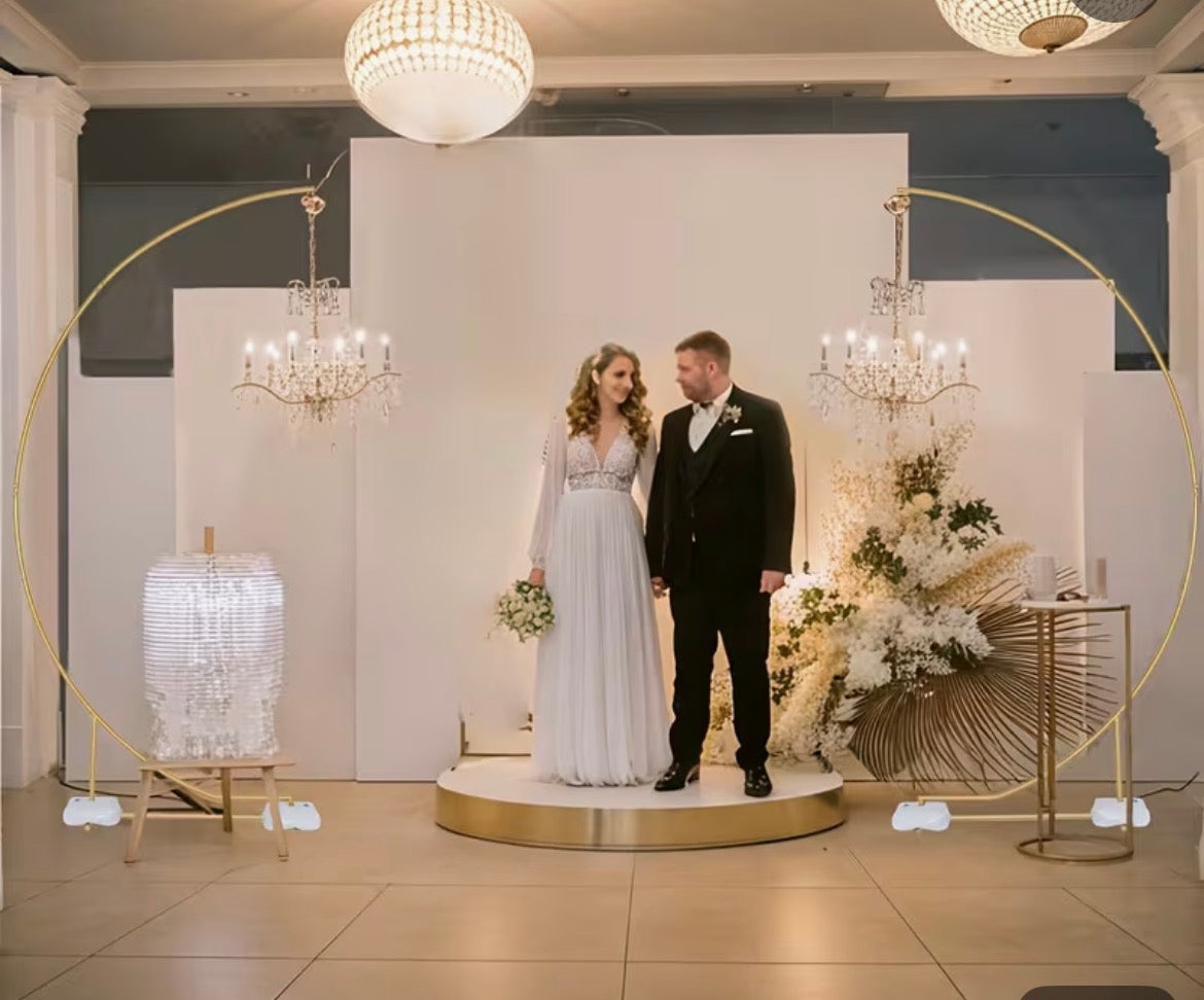 Chandeliers with Big Arch