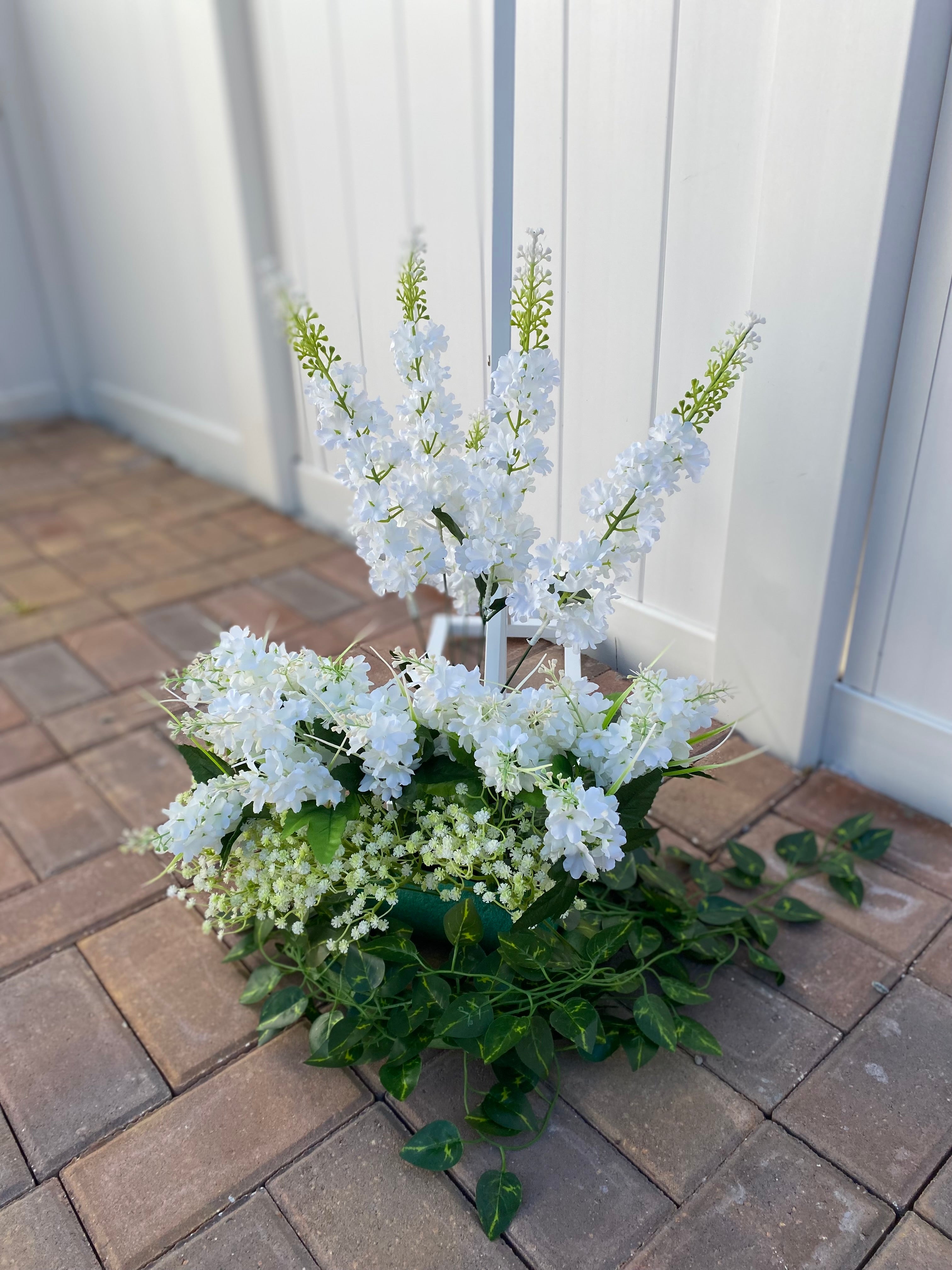 Small flower arrangement